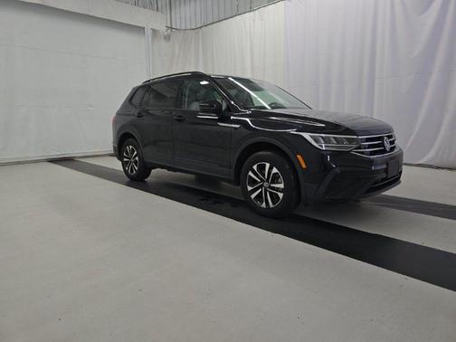 Deep Black 2023 Volkswagen Tiguan 2.0T S 4MOTION