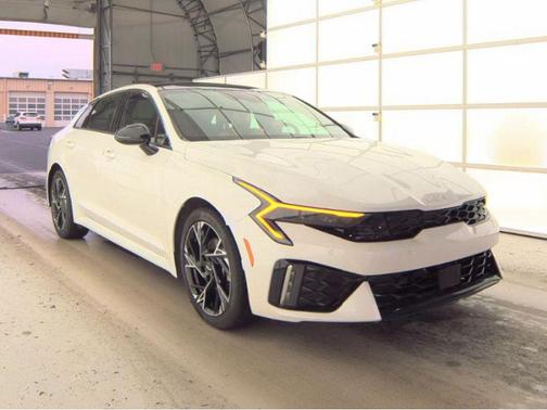 Snow White Pearl 2025 Kia K5 GT-Line