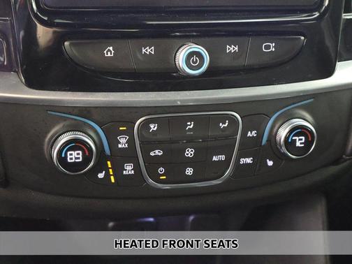 Black Cherry Metallic 2022 Chevrolet Traverse LT Cloth