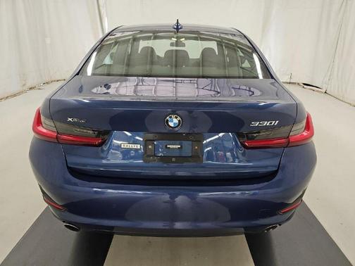 2022 BMW 330 xDrive