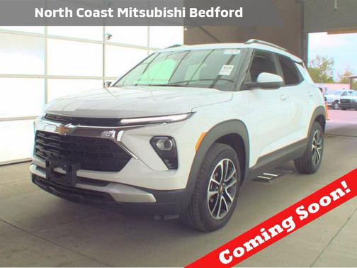 Summit White 2025 Chevrolet Trailblazer LT