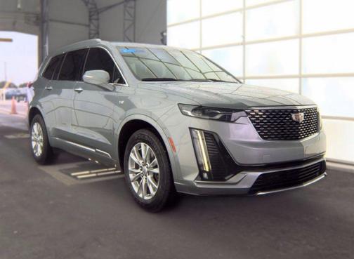 Argent Silver Metallic 2024 Cadillac XT6 Luxury FWD