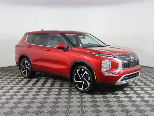 Red Diamond 2024 Mitsubishi Outlander SE S-AWC