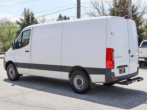 White 2019 Mercedes-Benz Sprinter 1500 Standard Roof I4