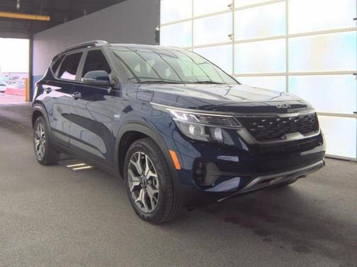 2022 Kia Seltos EX
