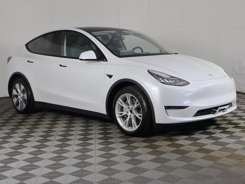 2023 Tesla Model Y Long Range Dual Motor All-Wheel Drive