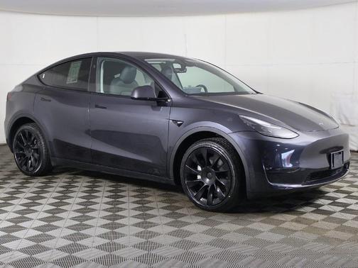 2024 Tesla Model Y Long Range Dual Motor All-Wheel Drive