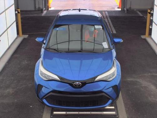 2021 Toyota C-HR XLE