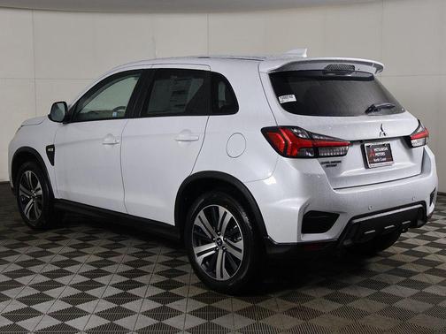 White Diamond 2026 Mitsubishi Outlander Sport 2.0 ES