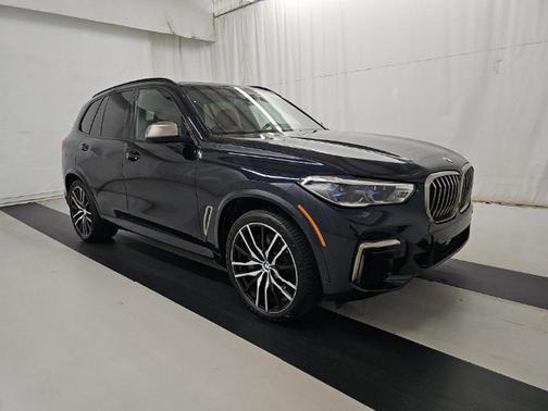 2023 BMW X5 M50i