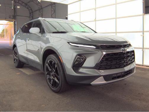 Sterling Gray Metallic 2024 Chevrolet Blazer 2LT