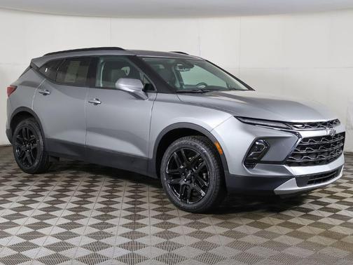 Sterling Gray Metallic 2024 Chevrolet Blazer 2LT