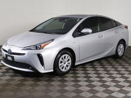 Classic Silver Metallic 2021 Toyota Prius L