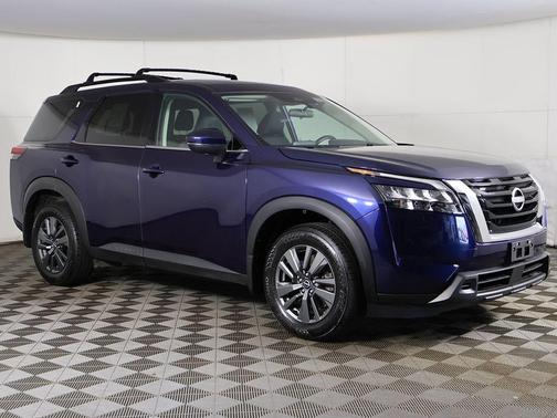 Deep Ocean Blue Pearl 2024 Nissan Pathfinder SV 4WD