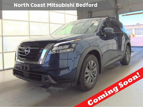 Deep Ocean Blue Pearl 2024 Nissan Pathfinder SV