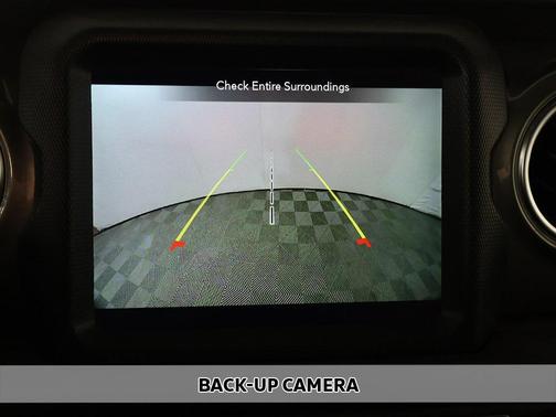 2023 Jeep Wrangler 4-Door Sahara 4x4