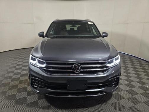 2024 Volkswagen Tiguan 2.0T SEL R-Line 4MOTION