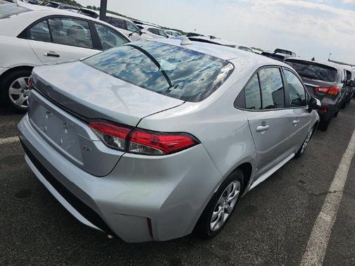Classic Silver Metallic 2022 Toyota Corolla LE