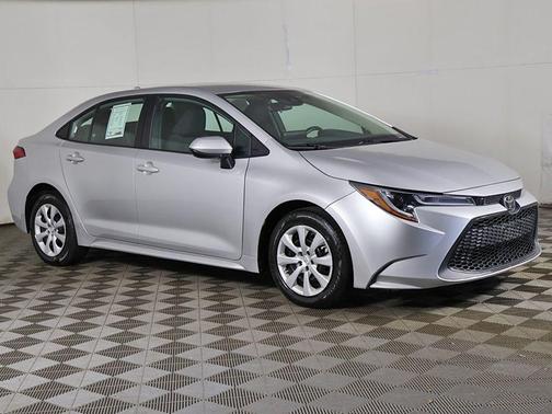 Classic Silver Metallic 2022 Toyota Corolla LE