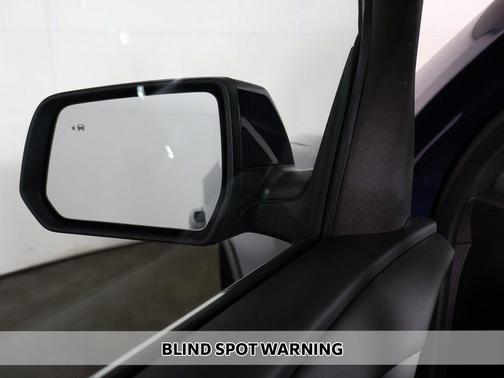 Northsky Blue Metallic 2023 Chevrolet Traverse LT Cloth