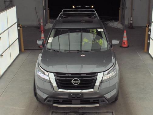 2024 Nissan Pathfinder SL 4WD
