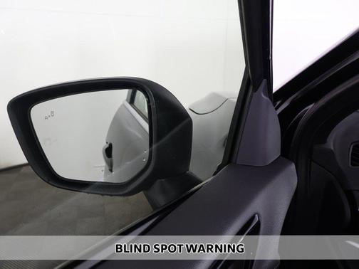 Labrador Black Pearl 2026 Mitsubishi Eclipse Cross SEL