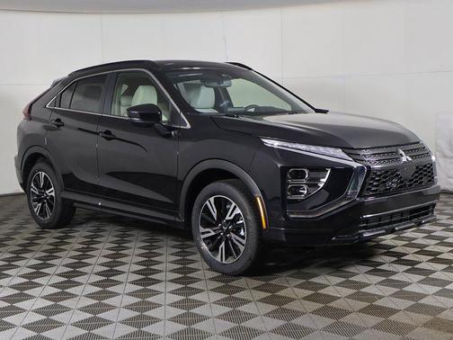 Labrador Black Pearl 2026 Mitsubishi Eclipse Cross SEL