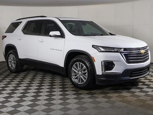 2022 Chevrolet Traverse LT Leather