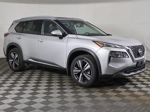 2022 Nissan Rogue SL