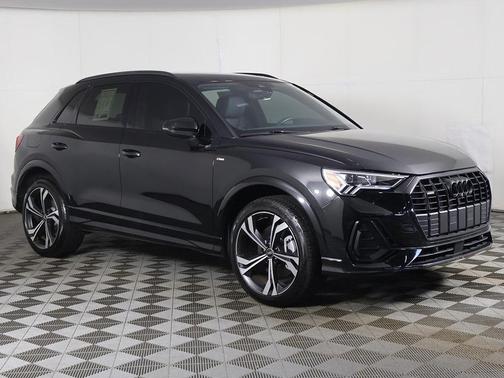 2023 Audi Q3 45 S line Premium Plus