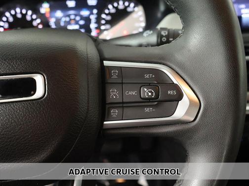 Granite Crystal Metallic Clearcoat 2023 Jeep Compass Limited