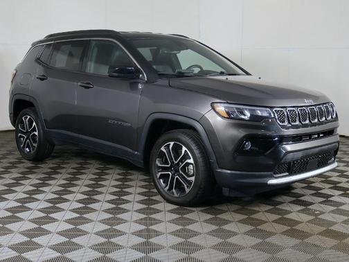 Granite Crystal Metallic Clearcoat 2023 Jeep Compass Limited