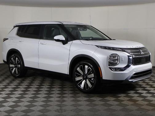 2025 Mitsubishi Outlander SE 2.5 S-AWC