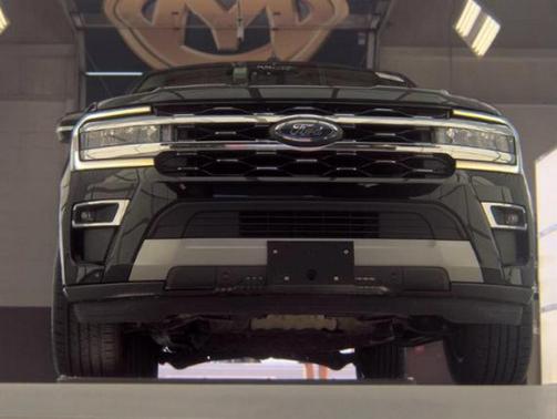Black Metallic 2024 Ford Expedition Max Limited