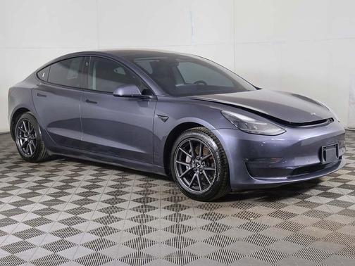 2022 Tesla Model 3 Long Range