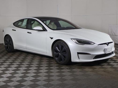 2021 Tesla Model S Plaid