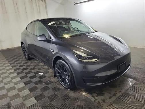 2025 Tesla Model Y Long Range Dual Motor All-Wheel Drive
