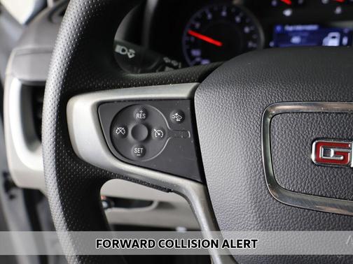 Summit White 2023 GMC Terrain SLE