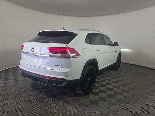 2023 Volkswagen Atlas Cross Sport 3.6L V6 SE w/Technology