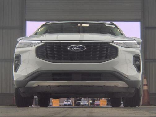 2025 Ford Escape PHEV SE