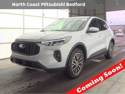 2025 Ford Escape PHEV SE