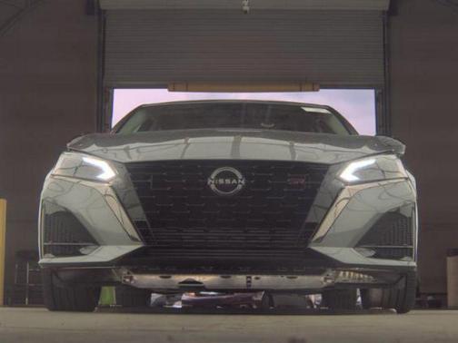 Gun Metallic 2023 Nissan Altima SR VC-Turbo FWD