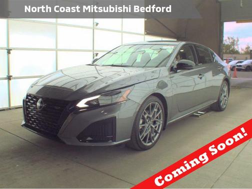 Gun Metallic 2023 Nissan Altima SR VC-Turbo FWD