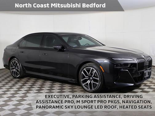 Black Sapphire Metallic 2023 BMW 760 i xDrive