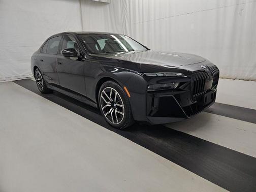 2023 BMW 760 i xDrive