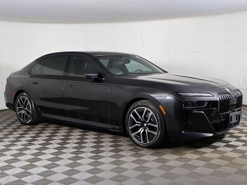 Black Sapphire Metallic 2023 BMW 760 i xDrive