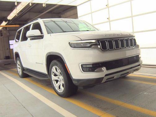 Bright White Clearcoat 2022 Jeep Wagoneer Series II 4x4
