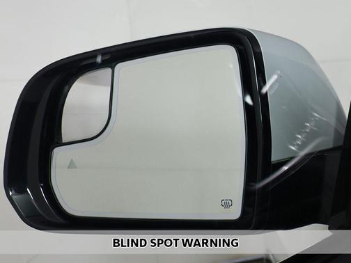 Bright White Clearcoat 2022 Jeep Wagoneer Series II 4x4