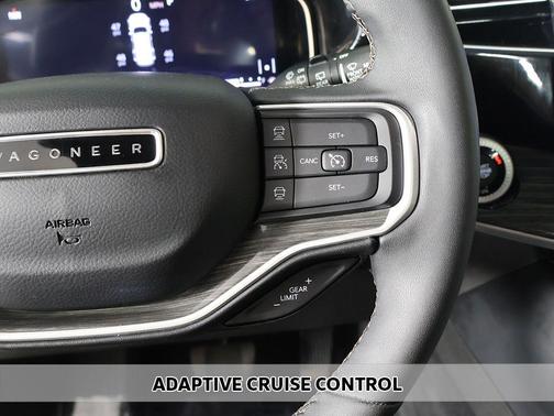 Bright White Clearcoat 2022 Jeep Wagoneer Series II 4x4