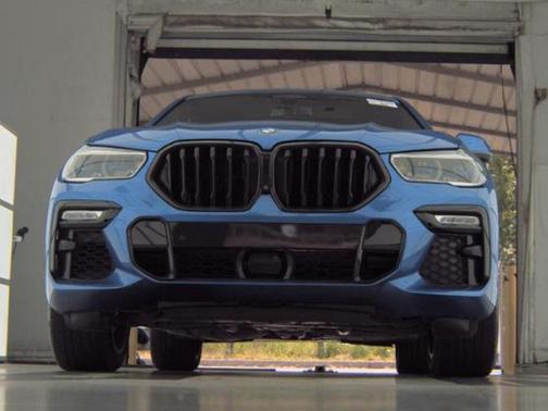 2020 BMW X6 M50i